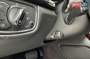 Седан Audi A8 2013 в 