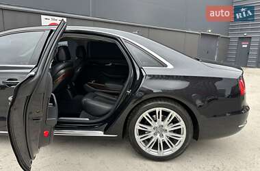 Седан Audi A8 2013 в 