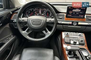 Седан Audi A8 2013 в 