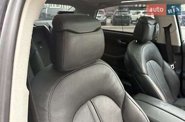 Седан Audi A8 2013 в 