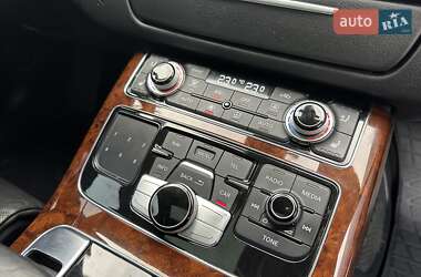 Седан Audi A8 2013 в 