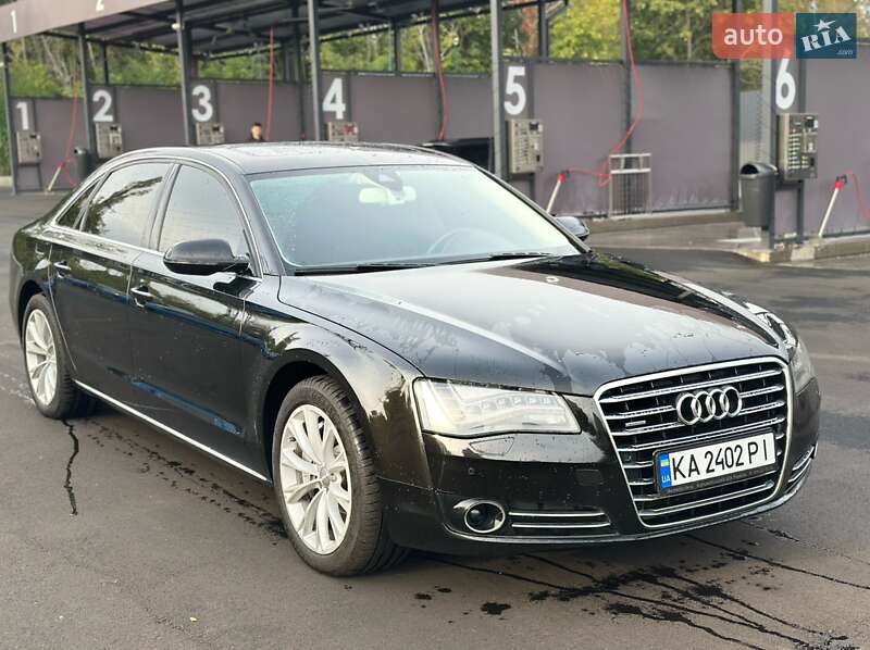 Седан Audi A8 2011 в Киеве