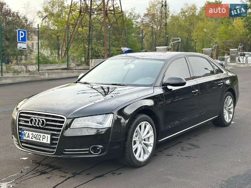 Audi A8 2011