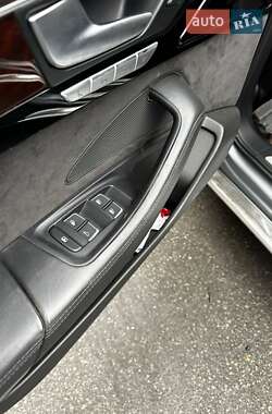 Седан Audi A8 2012 в 