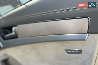Седан Audi A8 2015 в 