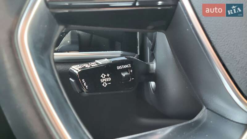 Седан Audi A8 2018 в Хмельницькому