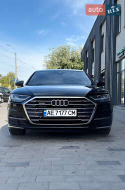 Седан Audi A8 2021 в 