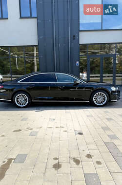 Седан Audi A8 2021 в 
