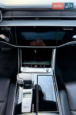 Седан Audi A8 2021 в 
