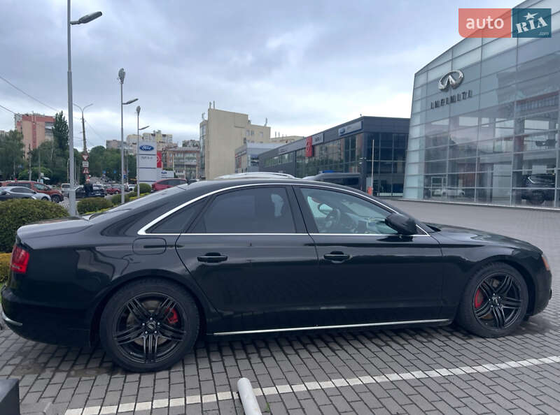 Седан Audi A8 2011 в Хмельницком