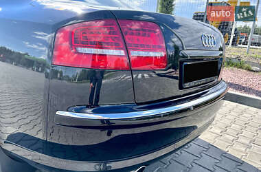 Седан Audi A8 2009 в 
