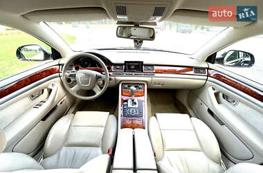 Седан Audi A8 2009 в 