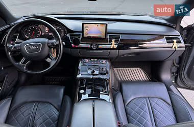 Седан Audi A8 2016 в 