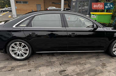 Седан Audi A8 2011 в 