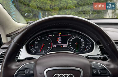 Седан Audi A8 2011 в 