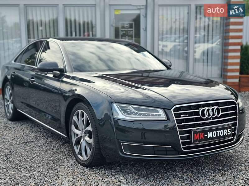 Седан Audi A8 2014 в Києві