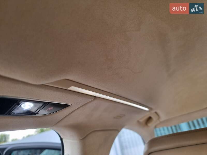 Седан Audi A8 2014 в Києві