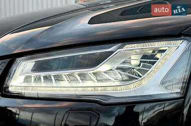 Седан Audi A8 2013 в Днепре