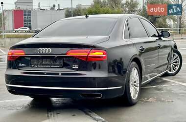 Седан Audi A8 2014 в 