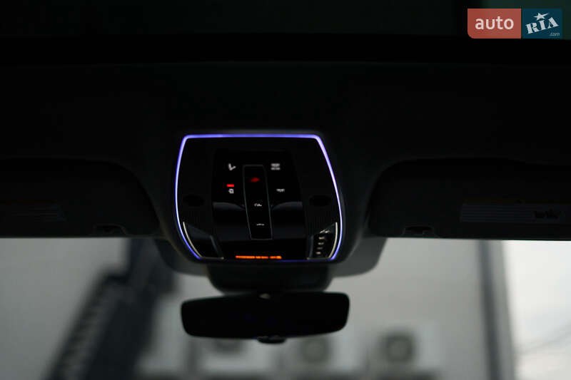 Седан Audi A8 2019 в Ровно