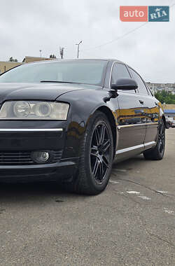 Седан Audi A8 2003 в 