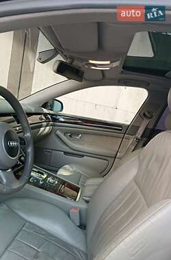 Седан Audi A8 2003 в 
