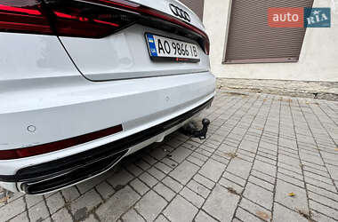 Седан Audi A8 2019 в 