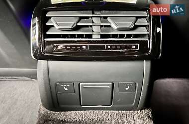 Седан Audi A8 2023 в 