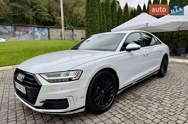 Седан Audi A8 2018 в 