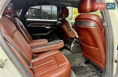Седан Audi A8 2018 в 