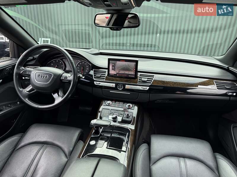 Седан Audi A8 2017 в Вінниці