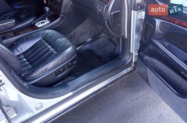 Седан Audi A8 1996 в Днепре