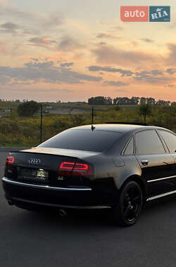 Седан Audi A8 2008 в 