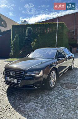 Седан Audi A8 2013 в Днепре