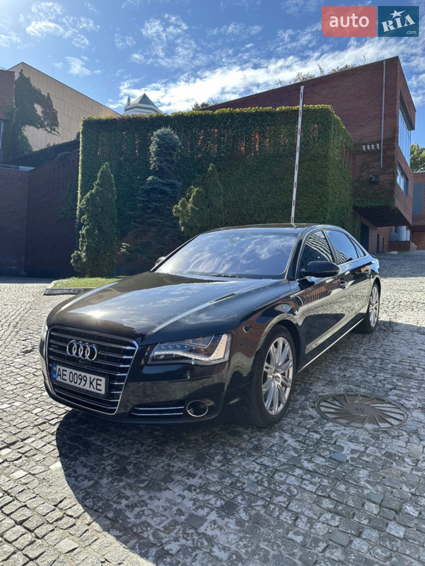 2013 Audi A8 - фото 1