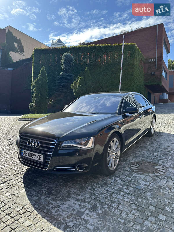 Audi A8 2013