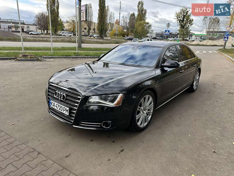 Седан Audi A8 2013 в Киеве