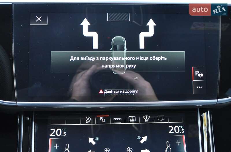 Седан Audi A8 2023 в Одессе