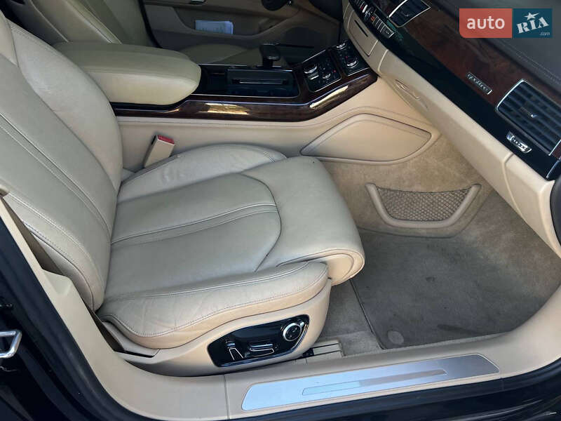 Седан Audi A8 2013 в Харькове