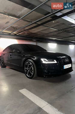 Седан Audi A8 2017 в Киеве