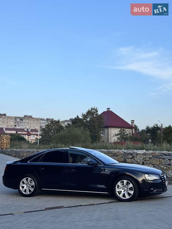Седан Audi A8 2011 в Івано-Франківську