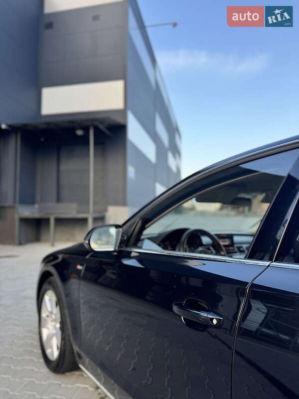 Седан Audi A8 2011 в Івано-Франківську