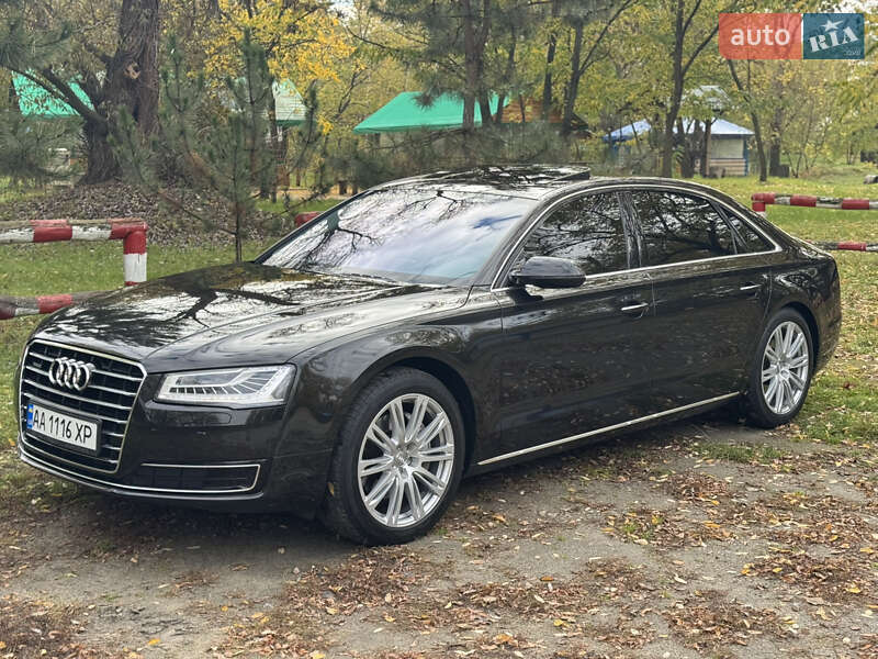 Седан Audi A8 2017 в Харькове