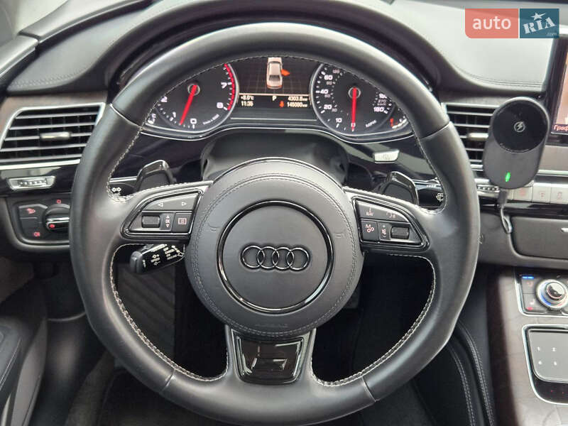 Седан Audi A8 2017 в Киеве