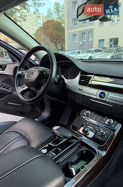 Седан Audi A8 2014 в 