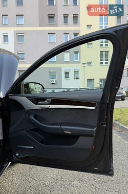 Седан Audi A8 2014 в 