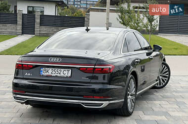 Седан Audi A8 2018 в 
