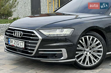 Седан Audi A8 2018 в 