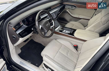 Седан Audi A8 2018 в 