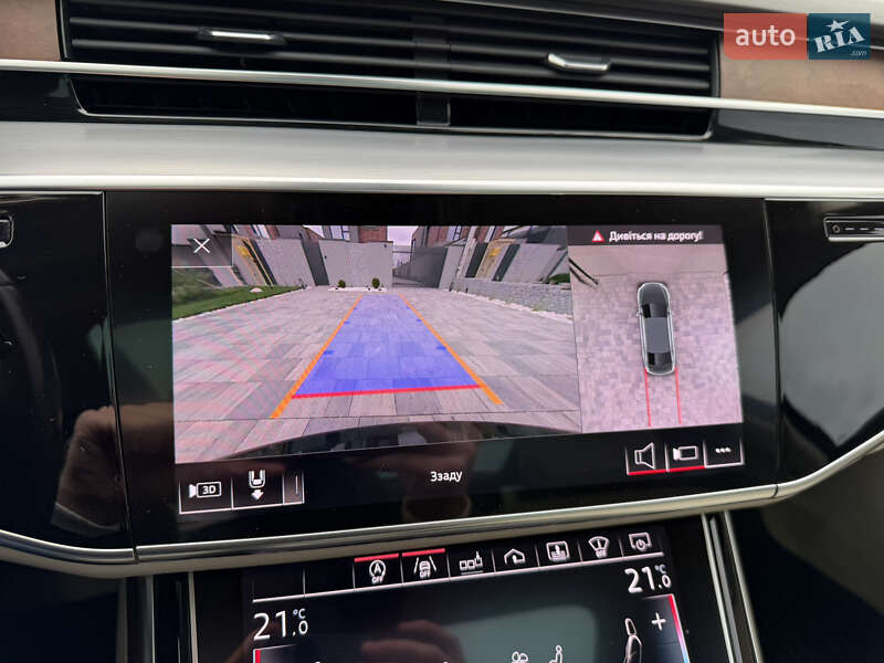 Седан Audi A8 2018 в Ровно